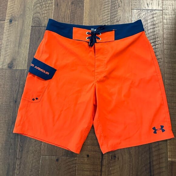Under Armour board shorts - Picture 1 of 3